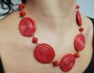 Collana-spirali-di-carta