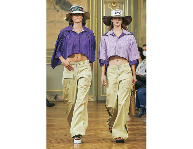 victoria-beckham-crop-top