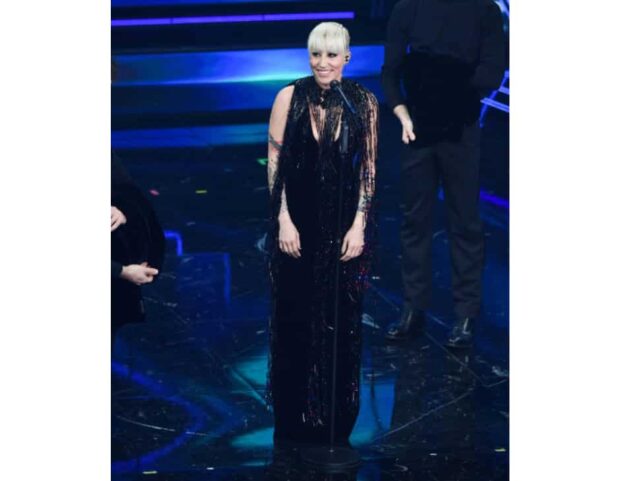 malika ayane 3 serata sanremo 21 armani