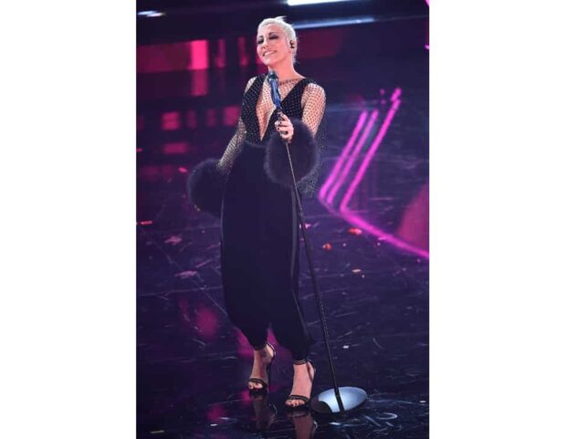 malika sanremo 2021 armani
