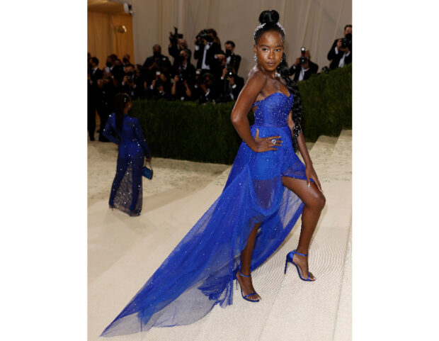 amanda-gorman-vera-wang