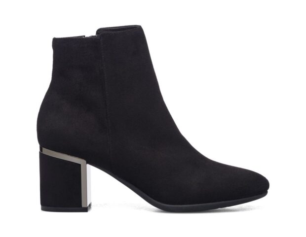 Tronchetti colore nero con zip laterale