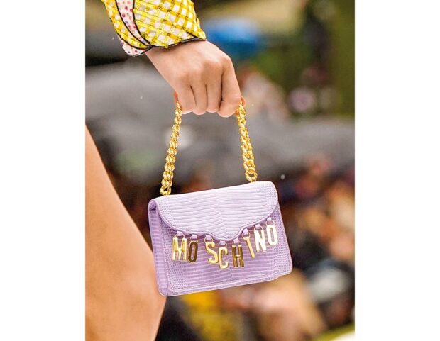 Moschino SS22 Show – Details