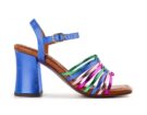 Chie Mihara_SS22_PARLOR BRAID MET COLOR METAL AZUL BALTA CASTAÑO_SIDE