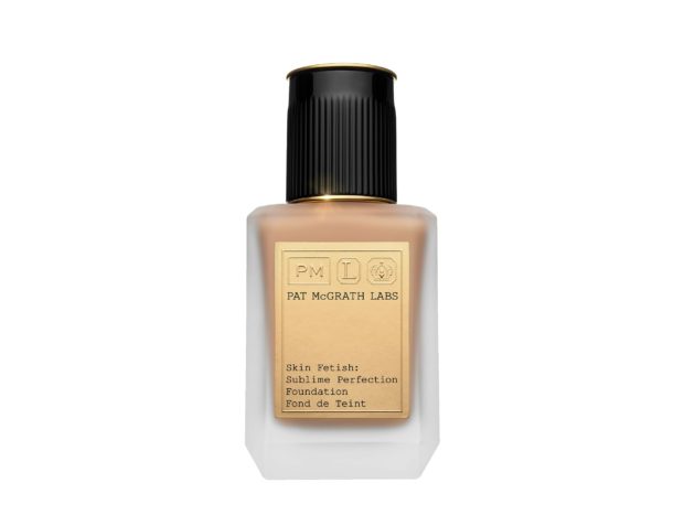  3. Fondotinta a lunga durata: Skin Fetish di Pat McGrath Labs (€ 72 da Sephora). 
